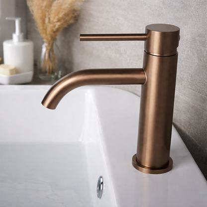 Robinet lavabo en inox brossé