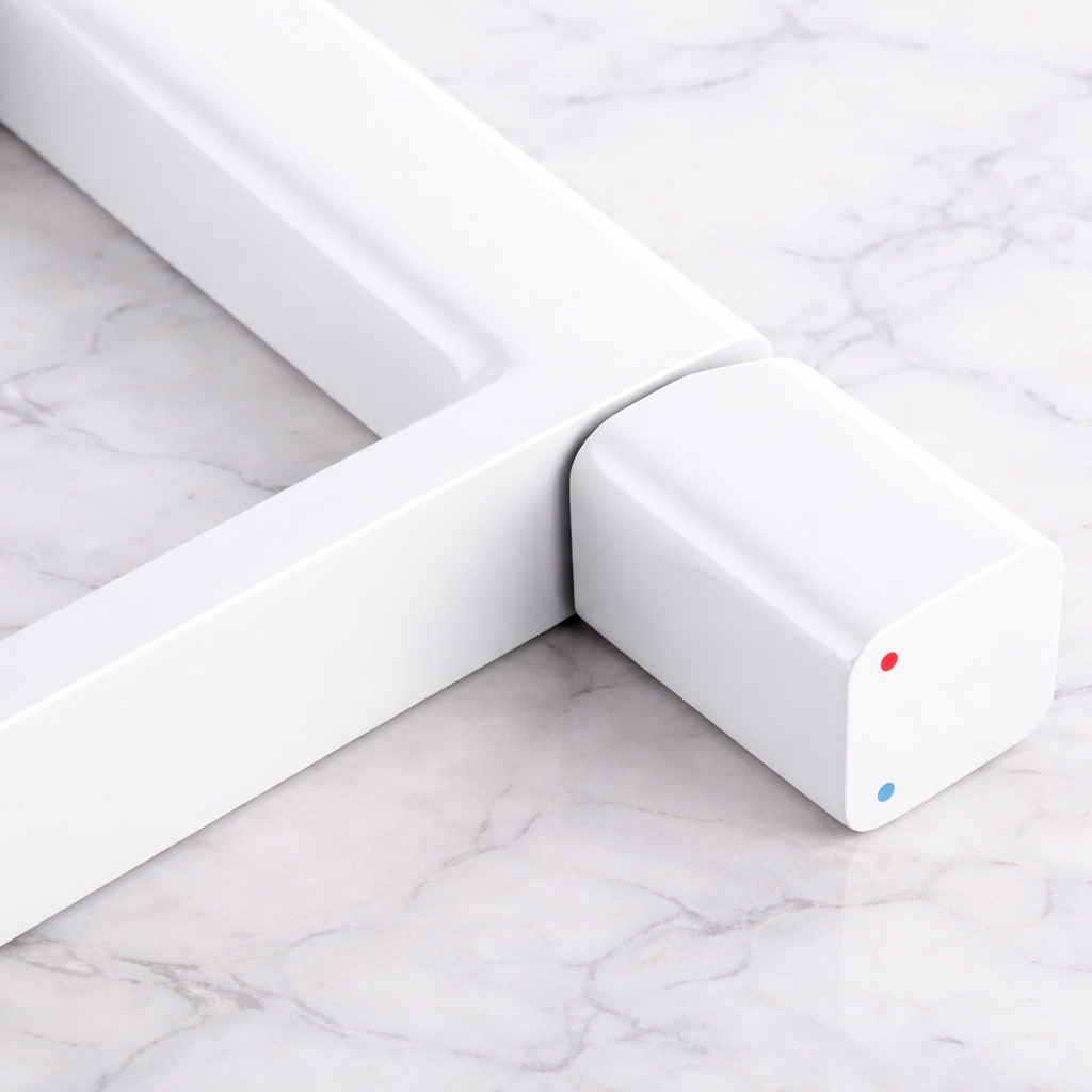 Robinet lavabo en laiton blanc