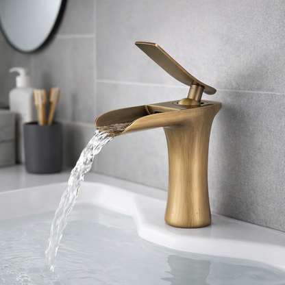 Robinet lavabo en laiton